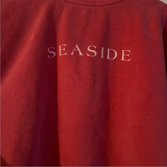 Seaside Pink Crew Neck Sweater. Vintage Style - Picture 4 of 6